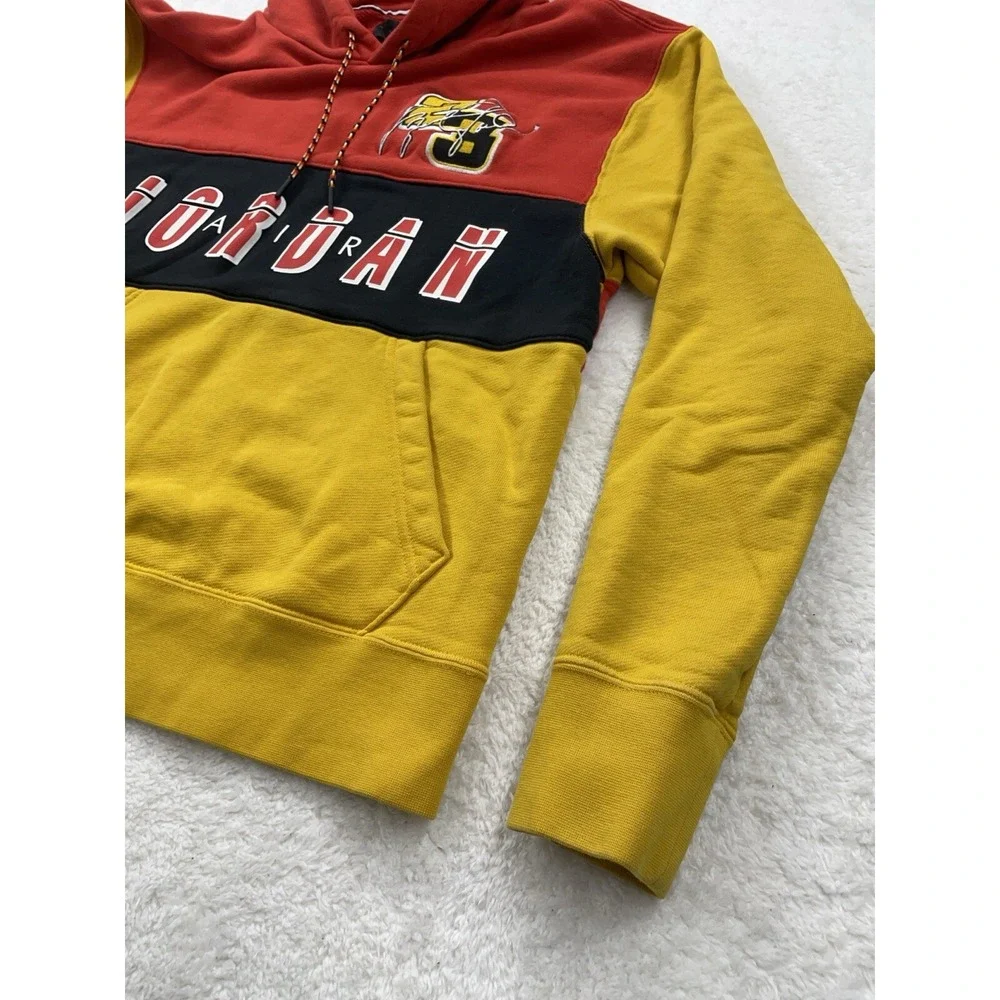 Jordan Sport DNA Pullover Hoodie Red Yellow Black Colorblock Mens S AT9981-712‎